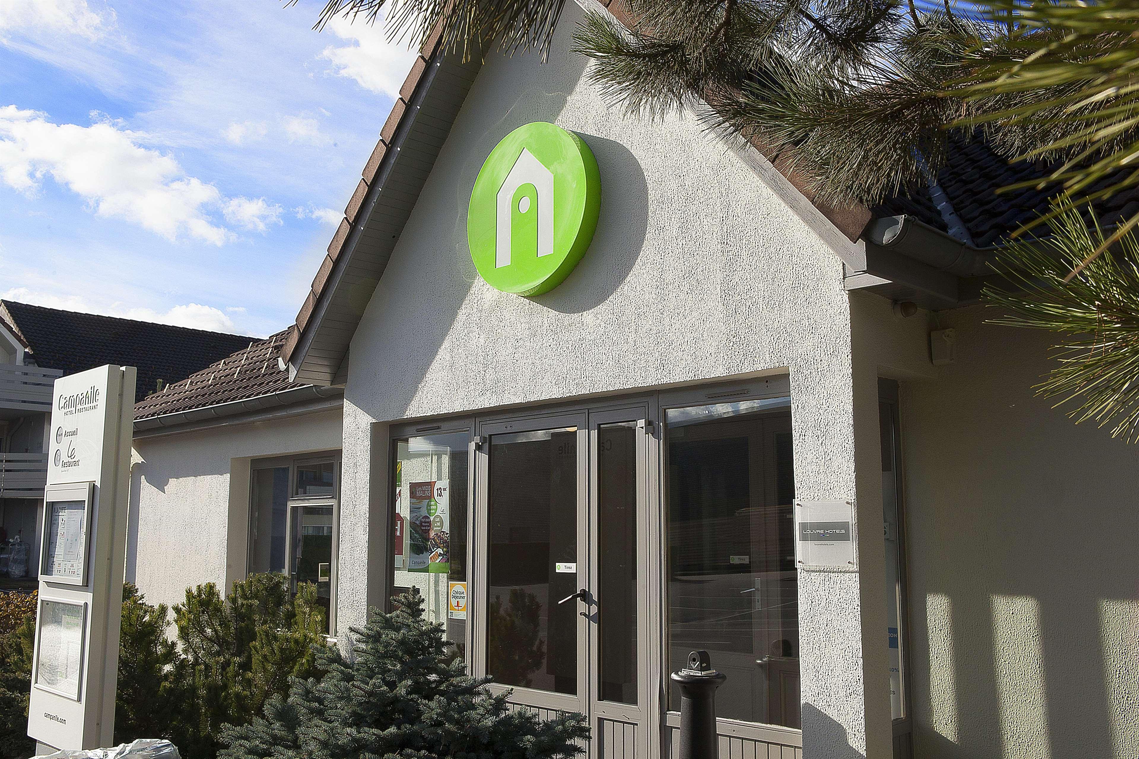 Campanile Pontarlier Hotel Exterior photo